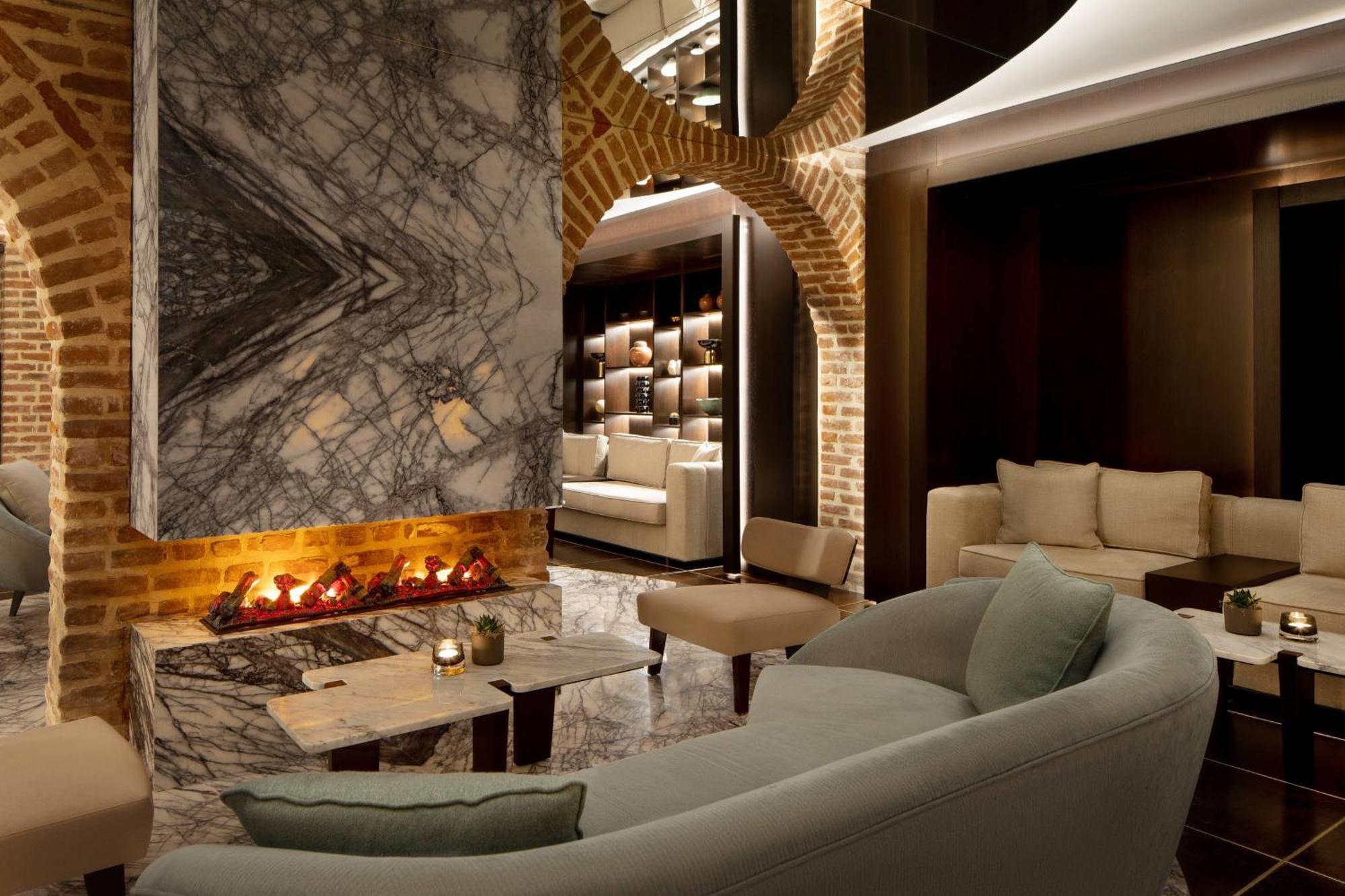 Jw Marriott Istanbul Bosphorus Hotel Exterior foto
